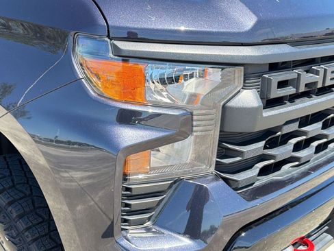 Used 2024 Chevrolet Silverado 1500 Custom Trail Boss w/ LPO, Dark Essentials Package image 11
