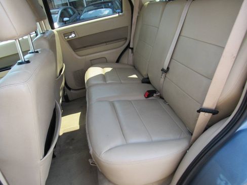 Used 2010 Ford Escape Limited FWD image 25