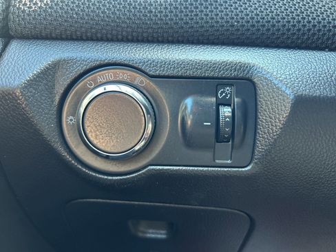Used 2014 Chevrolet Cruze LT FWD image 18