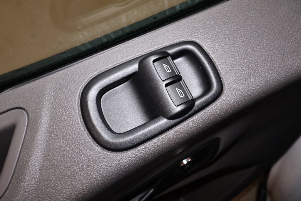 New 2026 Ford Transit 150 Low Roof w/ Load Area Protection Package RWD image 12