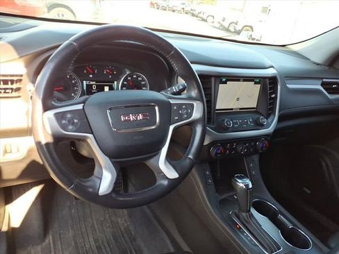 Used 2019 GMC Acadia SLT w/ Black Edition image 10