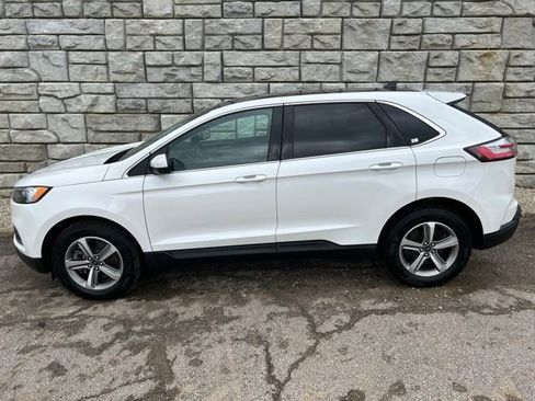 Used 2024 Ford Edge SEL w/ Convenience Package image 3