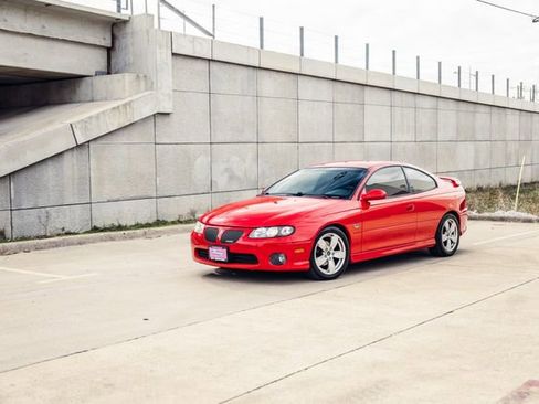 Used 2004 Pontiac GTO image 11