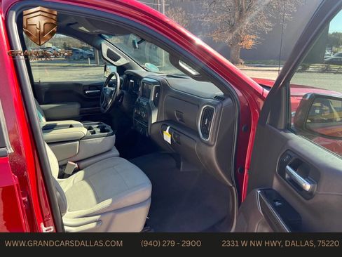 Used 2019 Chevrolet Silverado 1500 LT w/ Texas Edition AWD/4WD image 11