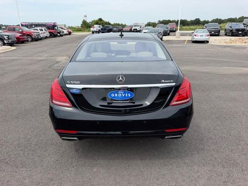 Used 2015 Mercedes-Benz S 550 4MATIC Sedan image 6