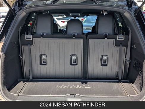 Used 2024 Nissan Pathfinder Rock Creek AWD/4WD image 10