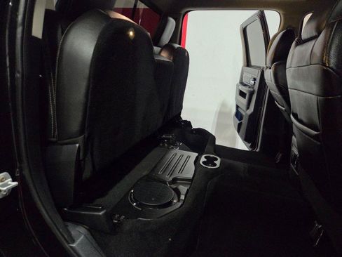 Used 2015 RAM 2500 Laramie w/ Black Appearance Group image 43