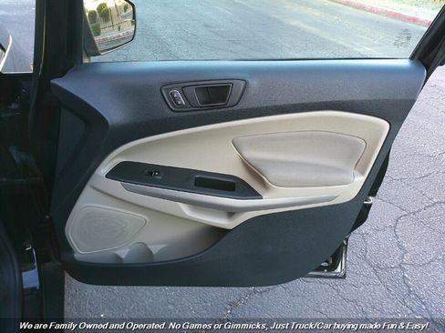 Used 2019 Ford EcoSport S image 30