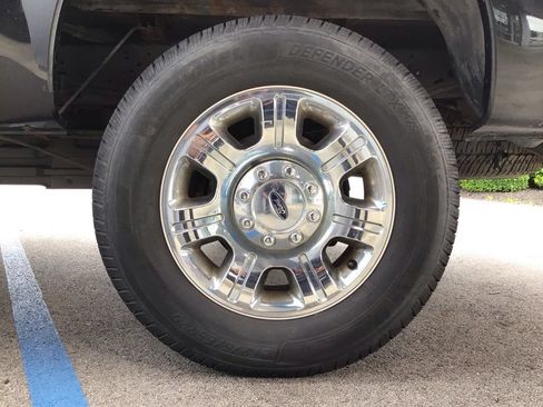 Used 2014 Ford F250 Lariat w/ Chrome Package AWD/4WD image 18