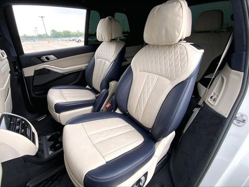 Used 2020 BMW X7 M50i AWD/4WD image 20