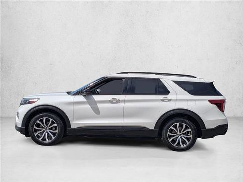 Used 2020 Ford Explorer ST w/ Premium Technology Package image 9