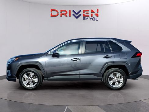 Used 2024 Toyota RAV4 XLE image 2