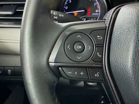 Used 2021 Toyota Camry SE w/ Carpet Mat Package (TMS) image 11