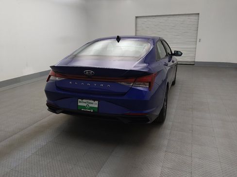 Used 2023 Hyundai Elantra SEL w/ Cargo Package image 7