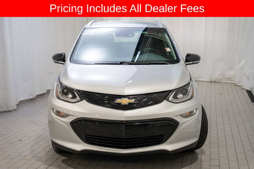 Used 2021 Chevrolet Bolt Premier w/ Infotainment Package FWD image 2