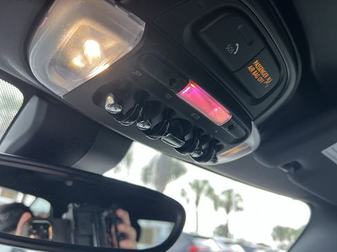 Used 2023 MINI Cooper S image 28