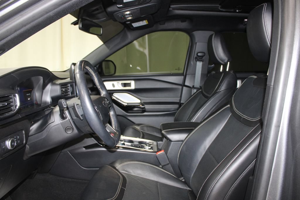 Used 2021 Ford Explorer ST w/ Equipment Group 401A AWD/4WD image 16