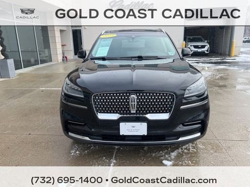 Used 2023 Lincoln Aviator AWD w/ Premium Package image 5