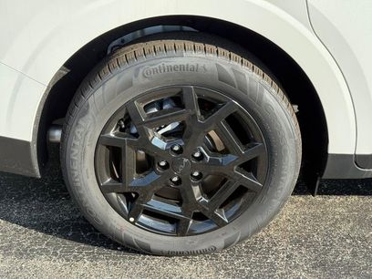 New 2026 Kia Carnival SX w/ SX Dark Edition Package