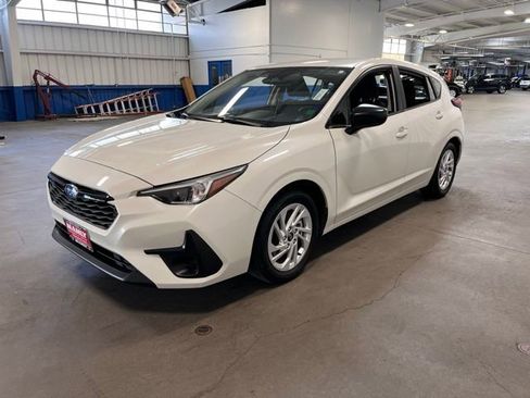 Used 2025 Subaru Impreza 2.0i image 7