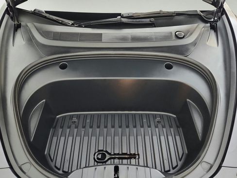 Used 2023 Tesla Model 3 Standard Range RWD image 30
