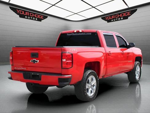 Used 2018 Chevrolet Silverado 1500 Custom w/ Custom Value Package image 5