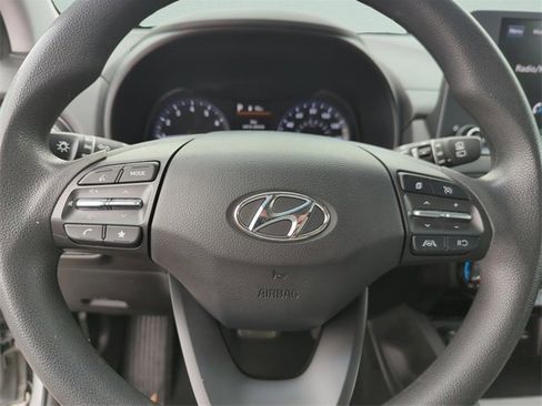 Used 2023 Hyundai Kona SEL image 38