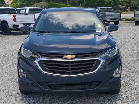 Used 2018 Chevrolet Equinox LT FWD image 3