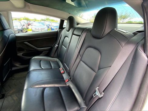 Used 2020 Tesla Model 3 Standard Range Plus RWD image 25