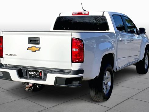 Used 2019 Chevrolet Colorado W/T w/ WT Convenience Package image 11