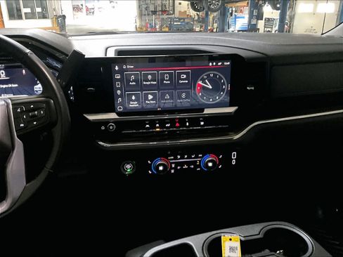 Used 2023 GMC Sierra 1500 Elevation image 17