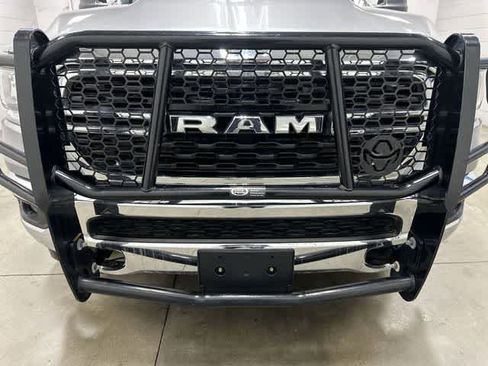 Used 2022 RAM 1500 Big Horn AWD/4WD image 30
