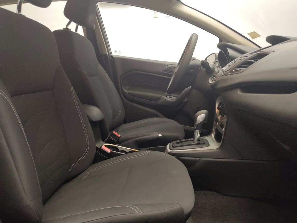 Used 2019 Ford Fiesta SE FWD image 21