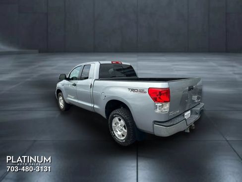 Used 2011 Toyota Tundra 4x4 Double Cab w/ TRD Off-Road Pkg image 9