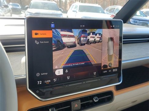 New 2025 Volkswagen ID. Buzz 1st Edition image 31