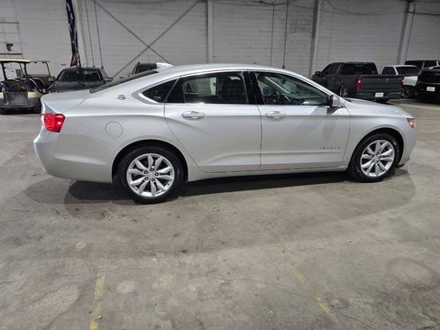 Used 2016 Chevrolet Impala LT w/ Convenience Package FWD image 13