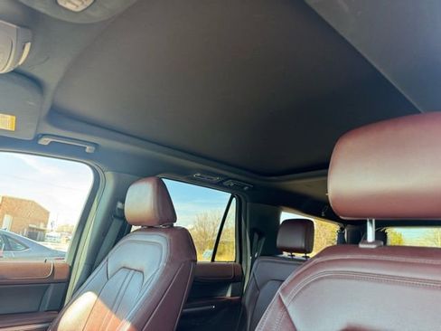 Used 2023 Ford Expedition Max Limited image 13
