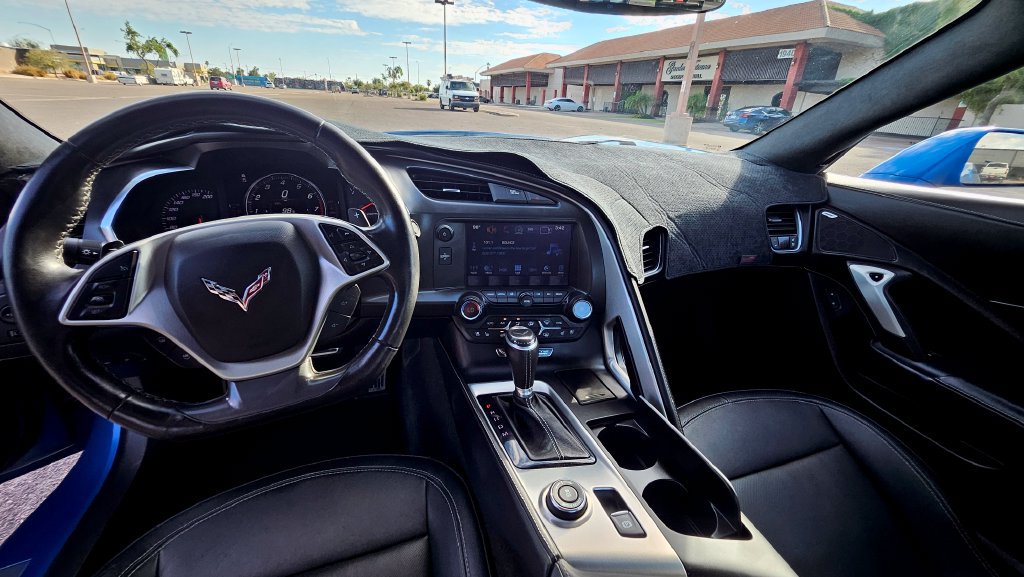 Used 2016 Chevrolet Corvette Stingray Coupe w/ 3LT Preferred Equipment Group RWD image 24