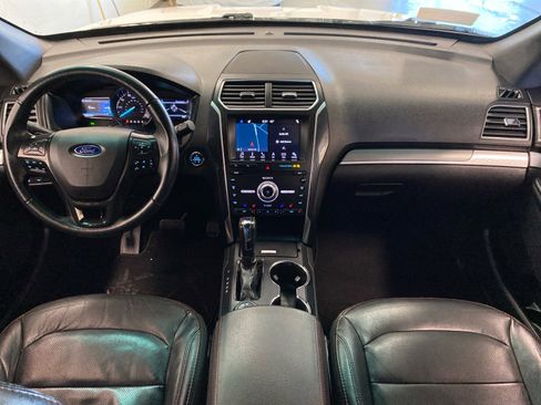 Used 2019 Ford Explorer Sport w/ Equipment Group 401A image 12