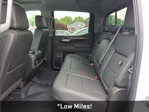 Used 2022 Chevrolet Silverado 1500 RST w/ Redline Edition AWD/4WD image 13