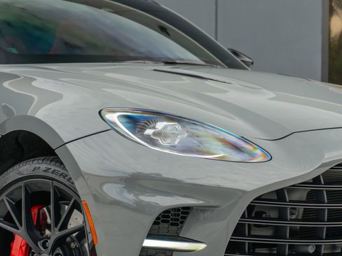 Used 2025 Aston Martin DBX 707 AWD/4WD image 31