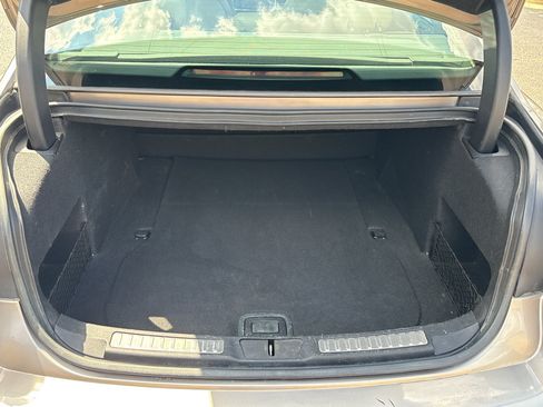 Used 2019 Lincoln Continental Reserve FWD image 4