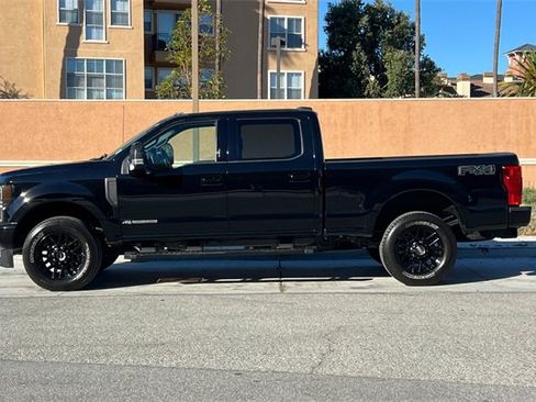 Used 2022 Ford F250 Lariat w/ Black Appearance Package image 7