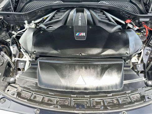 Used 2017 BMW X5 M AWD/4WD image 35