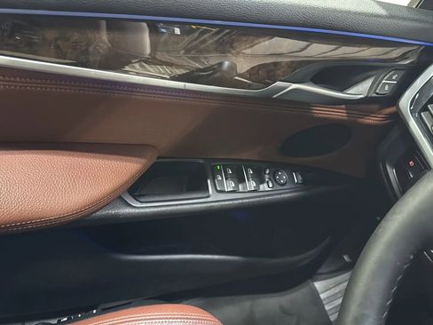 Used 2016 BMW X5 xDrive40e image 21