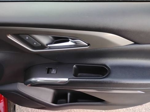 Used 2024 Chevrolet Traverse LT w/ Trailering Package image 33