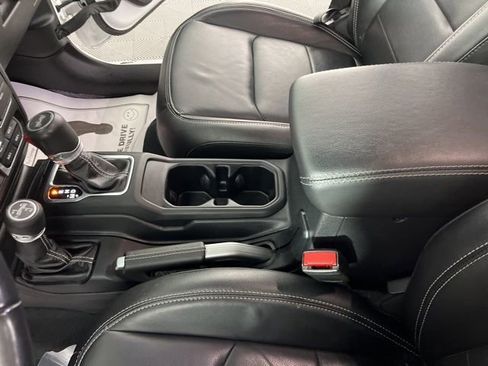 Used 2022 Jeep Wrangler Unlimited Sahara w/ Cold Weather Group image 28