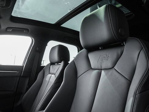 New 2025 Audi Q3 2.0T Premium image 10