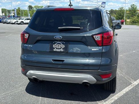 Used 2019 Ford Escape Titanium AWD/4WD image 6