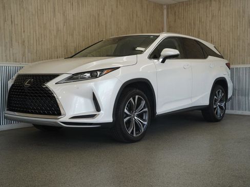 Used 2020 Lexus RX 350L FWD w/ Premium Package image 4